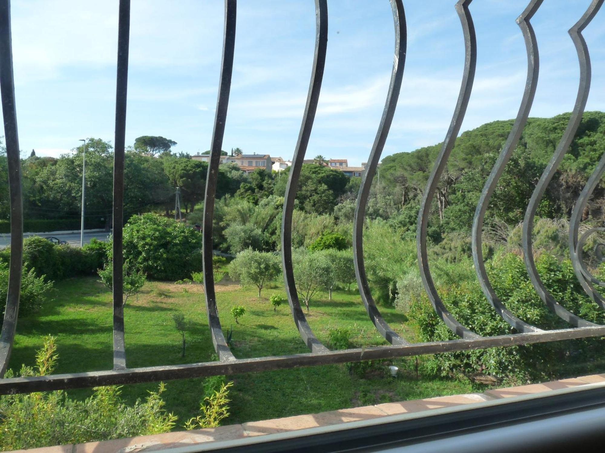 Appartement Independant Dans Villa, Entre Frejus Et St Raphael Kültér fotó